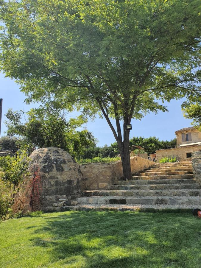 Bastide Bellugue Maison d'hôtes à La Ferme à 3 minutes de Lourmarin Acomodação com café da manhã Cadenet Exterior foto