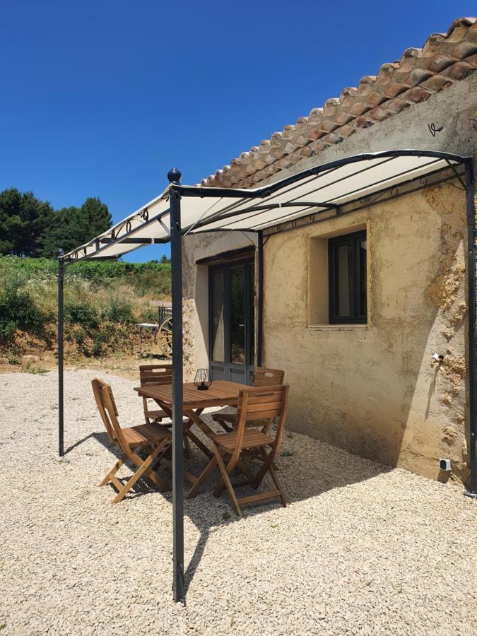 Bastide Bellugue Maison d'hôtes à La Ferme à 3 minutes de Lourmarin Acomodação com café da manhã Cadenet Exterior foto