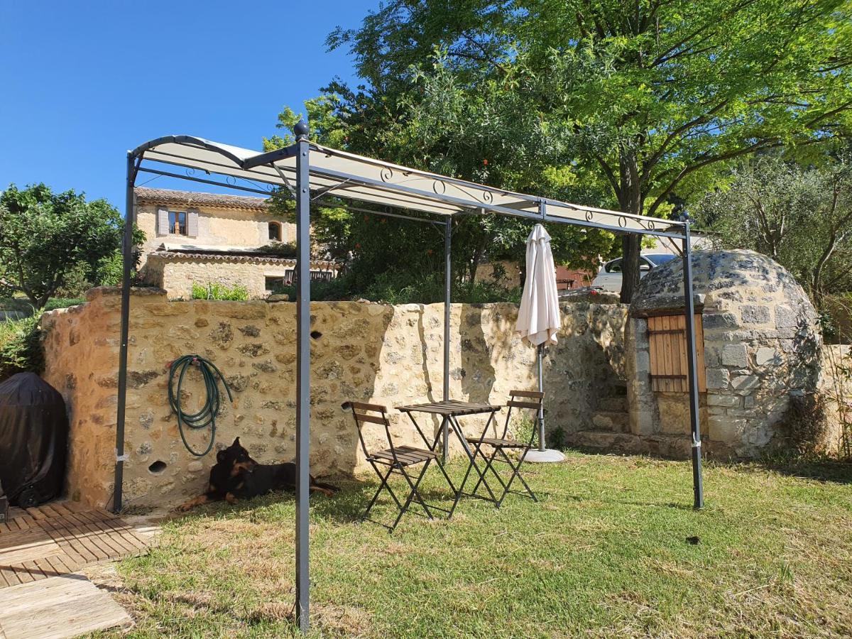 Bastide Bellugue Maison d'hôtes à La Ferme à 3 minutes de Lourmarin Cadenet Exterior foto