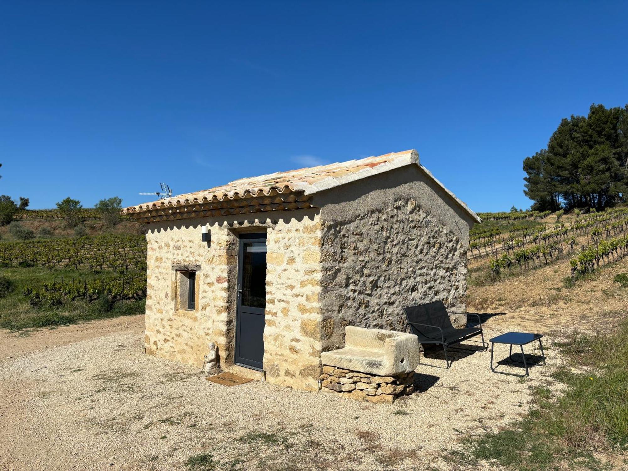 Bastide Bellugue Maison d'hôtes à La Ferme à 3 minutes de Lourmarin Cadenet Exterior foto