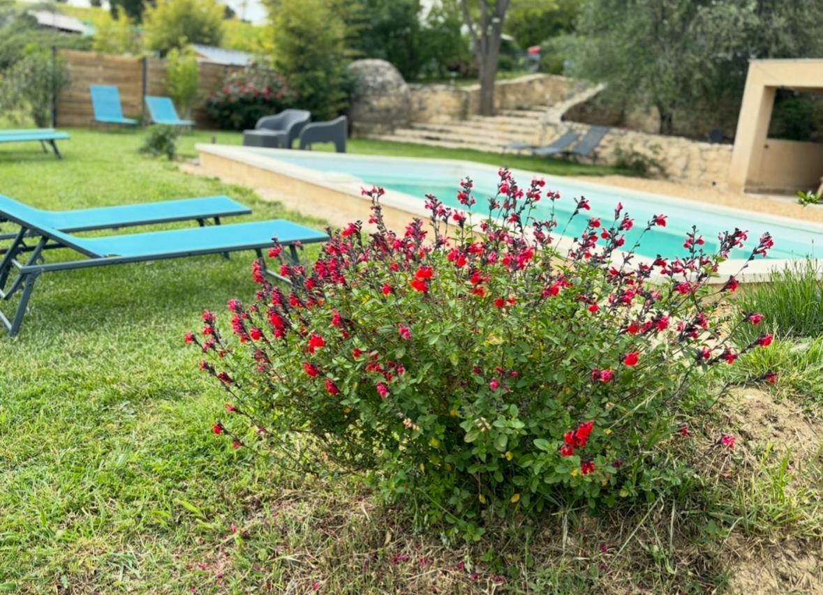 Bastide Bellugue Maison d'hôtes à La Ferme à 3 minutes de Lourmarin Cadenet Exterior foto